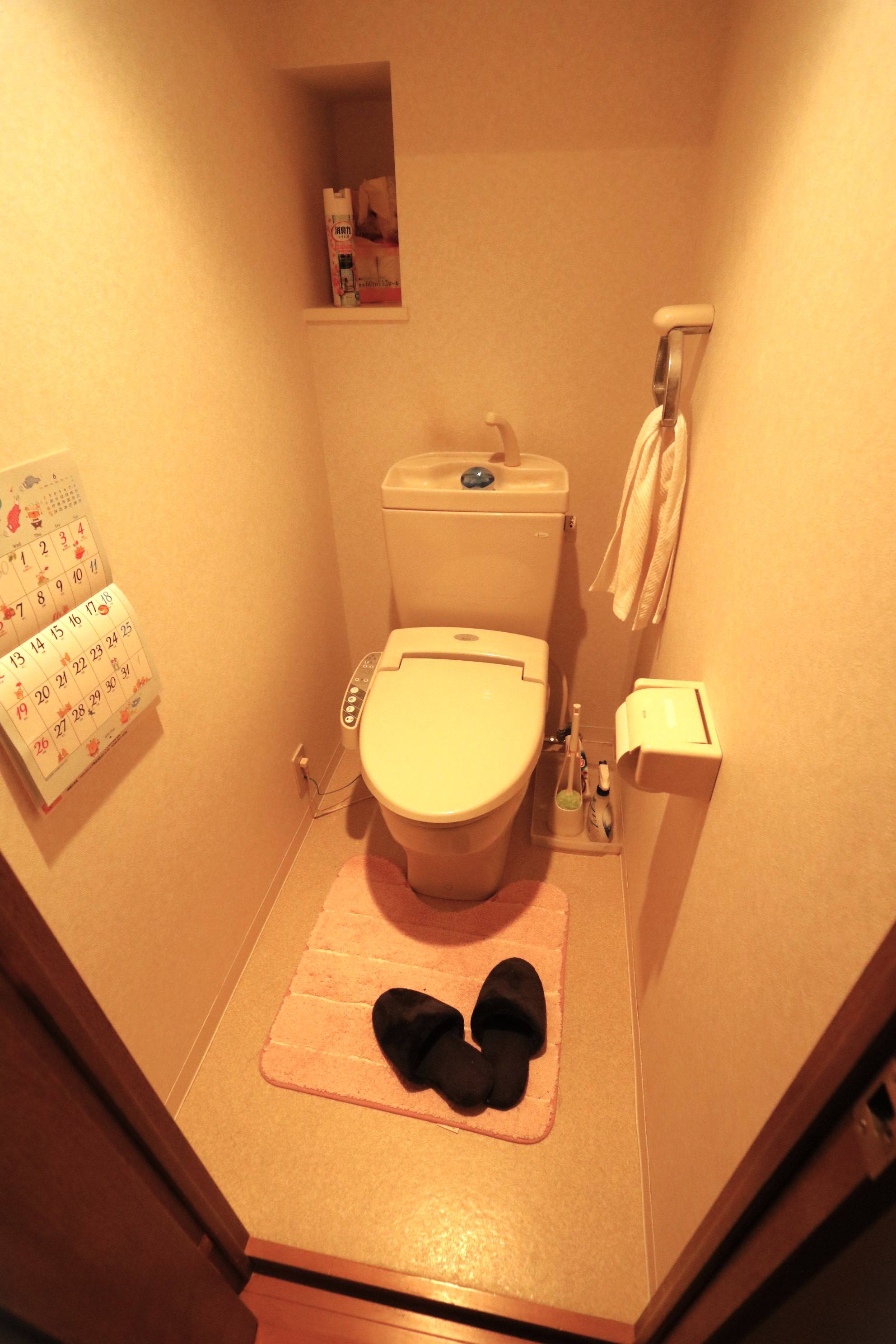 お求めやすいユニットバスと便器に交換
